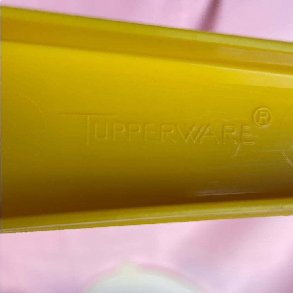 Tupperware Yellow and Green Food Storage Set - Picture 2 of 11